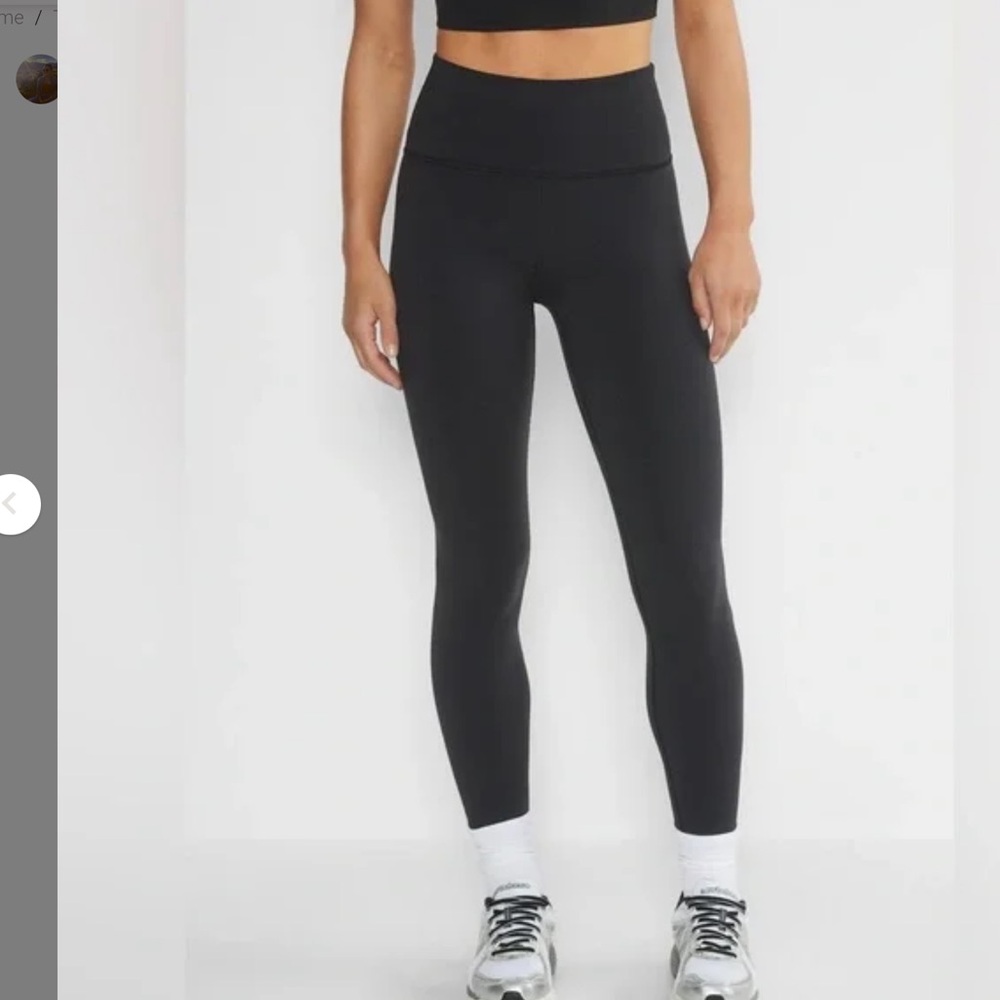 Aritzia Tna action leggings with light fleece line inside